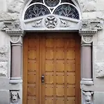 شقة In Einem Historischen Gebaeude Mit Balkon Und Blick Auf Mosel By Interhome *