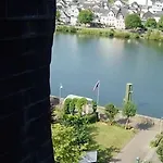 In Einem Historischen Gebaeude Mit Balkon Und Blick Auf Mosel By Interhome زيل ان دير موسل