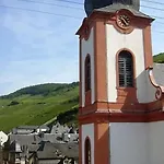 In Einem Historischen Gebaeude Mit Balkon Und Blick Auf Mosel By Interhome شقة